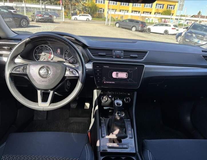 Škoda Superb Kombi 1,5 l 110 kw