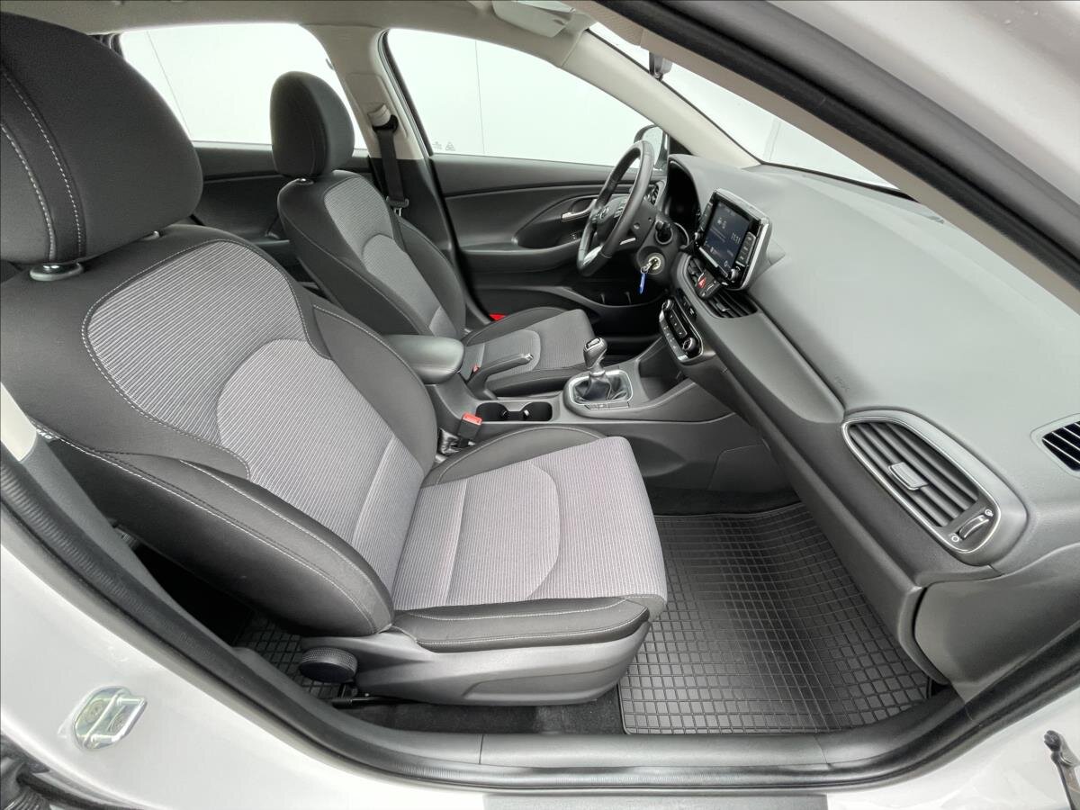 Hyundai i30 Hatchback 1,5 l 80 kw