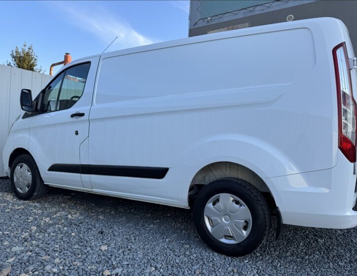 Ford Transit Custom Skříň 2,0 l 77 kw