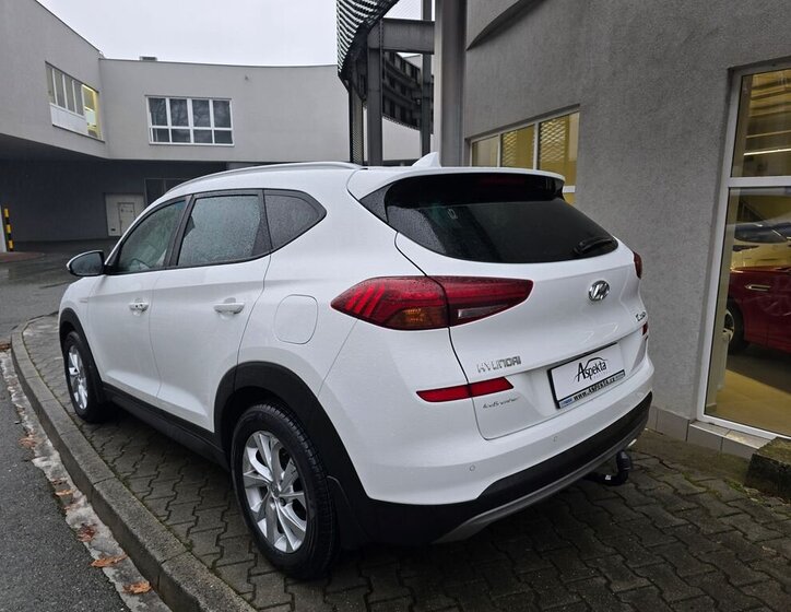 Hyundai Tucson SUV 1,6 l 100 kw