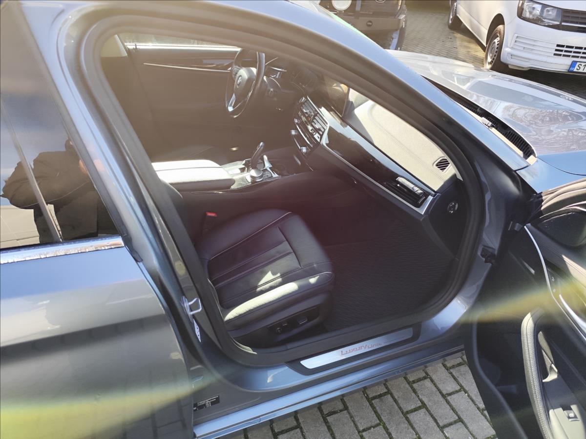 BMW Řada 5