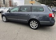 Volkswagen Passat Kombi 2,0 l 103 kw