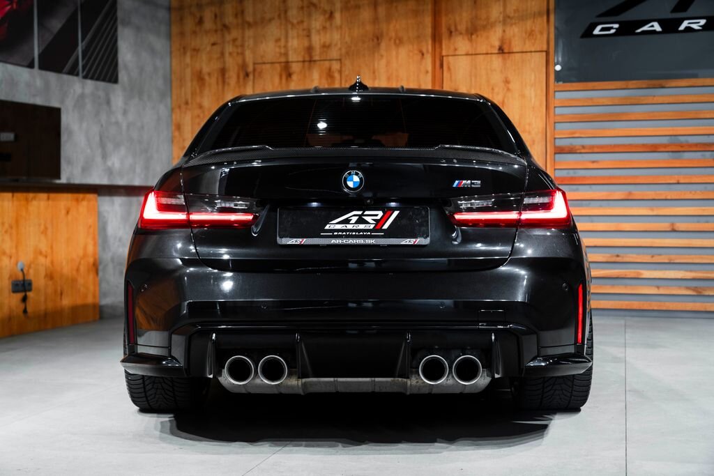 BMW M3 Sedan / Limuzína 3,0 l 353 kw