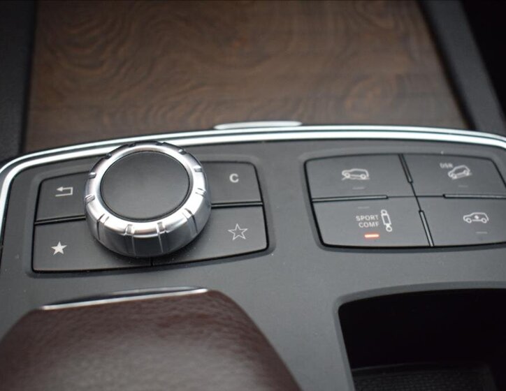 Mercedes-Benz GL SUV 3,0 l 190 kw