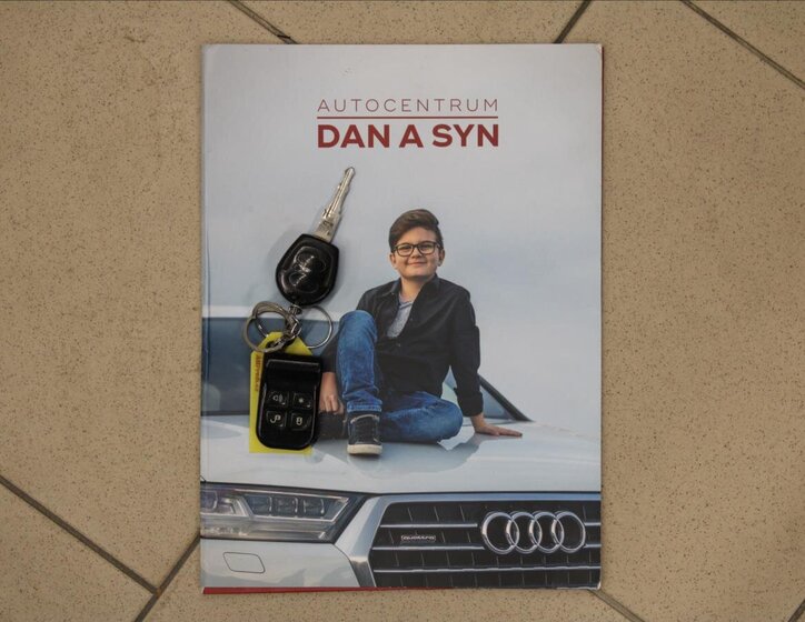 Volkswagen Caravelle Kombi 2,5 l 111 kw