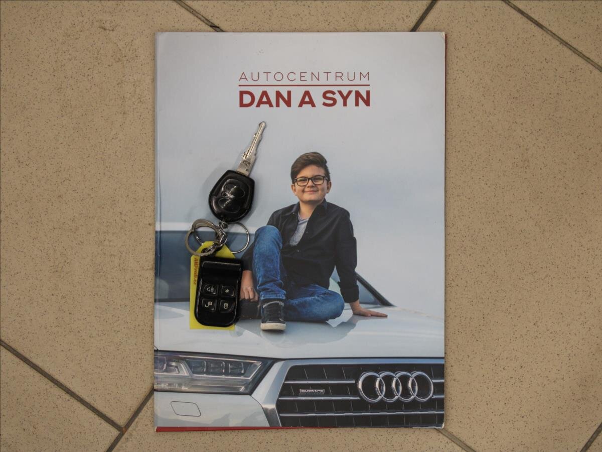 Volkswagen Caravelle Kombi 2,5 l 111 kw