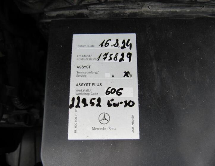 Mercedes-Benz Třídy E 33