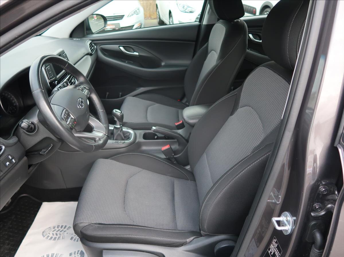Hyundai i30 Hatchback 1,4 l 73 kw
