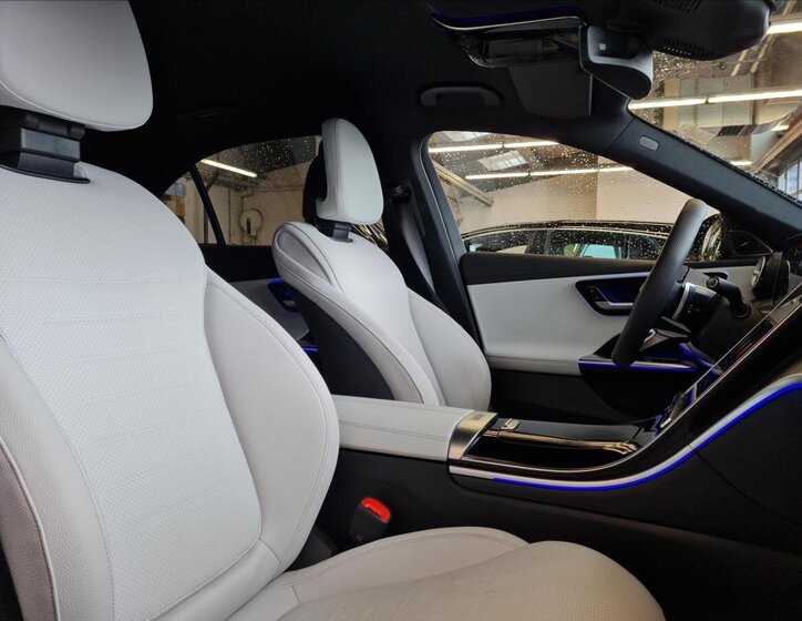 Mercedes-Benz Třídy C Sedan 2,0 l 147 kw