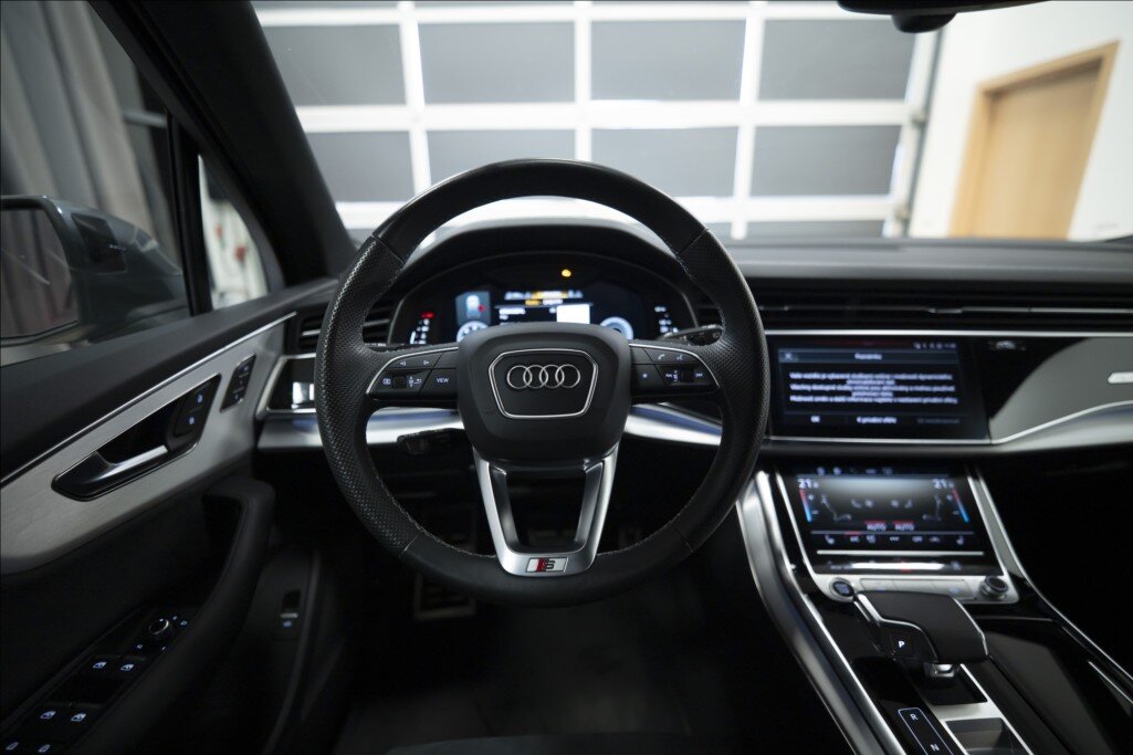 Audi Q7 SUV / Terénní 3,0 l 210 kw
