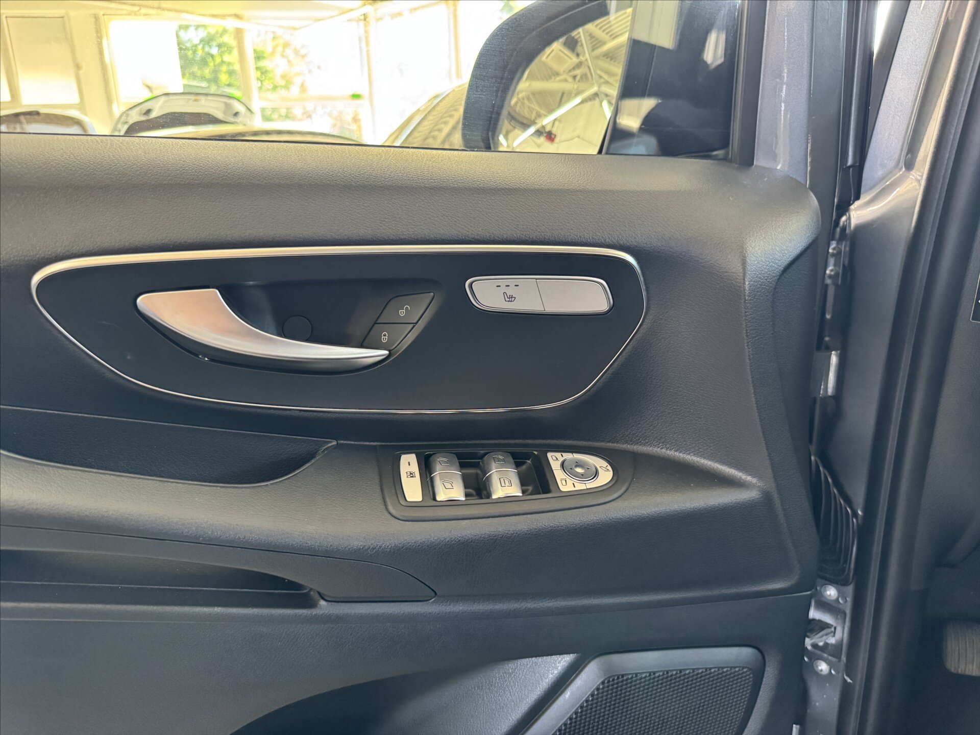 Mercedes-Benz Ostatní Ostatní 2,0 l 120 kw