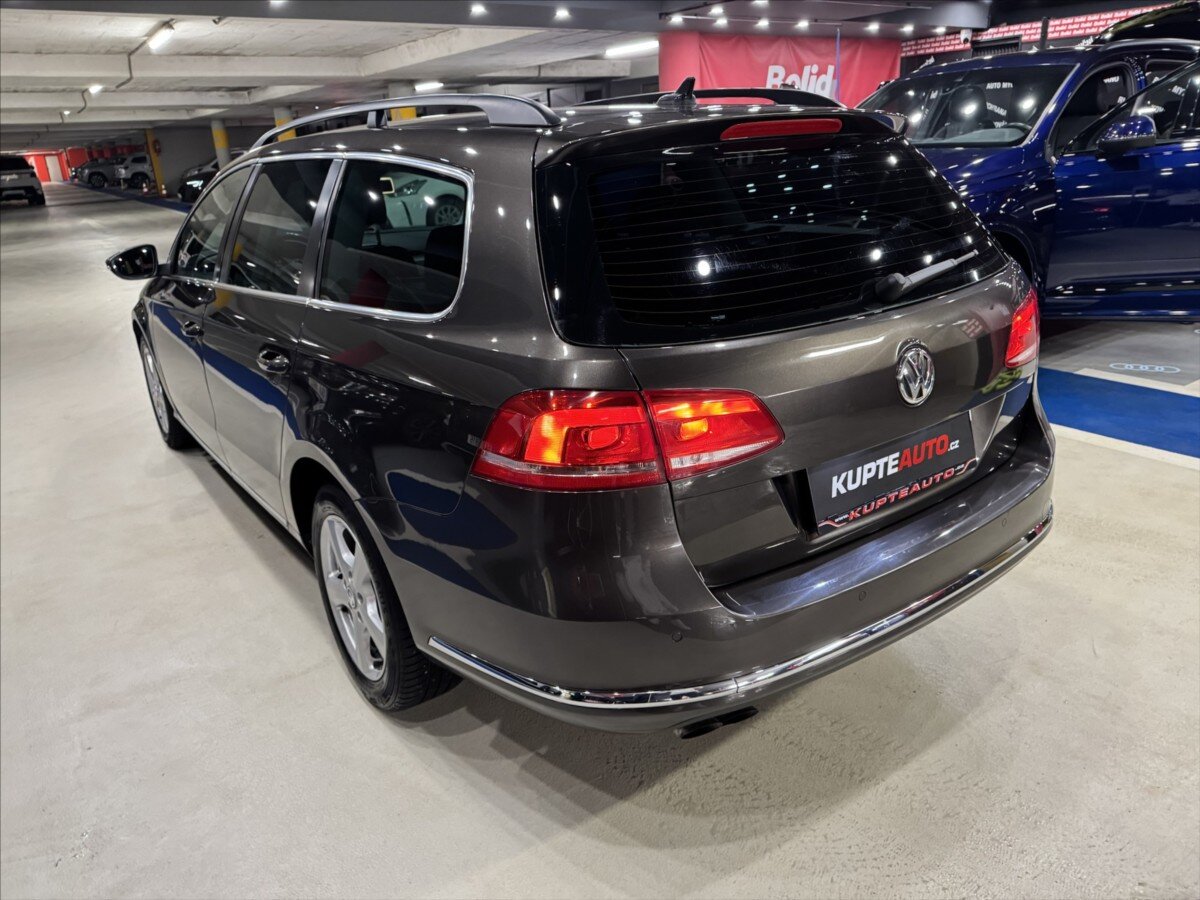 Volkswagen Passat Kombi 2,0 l 103 kw