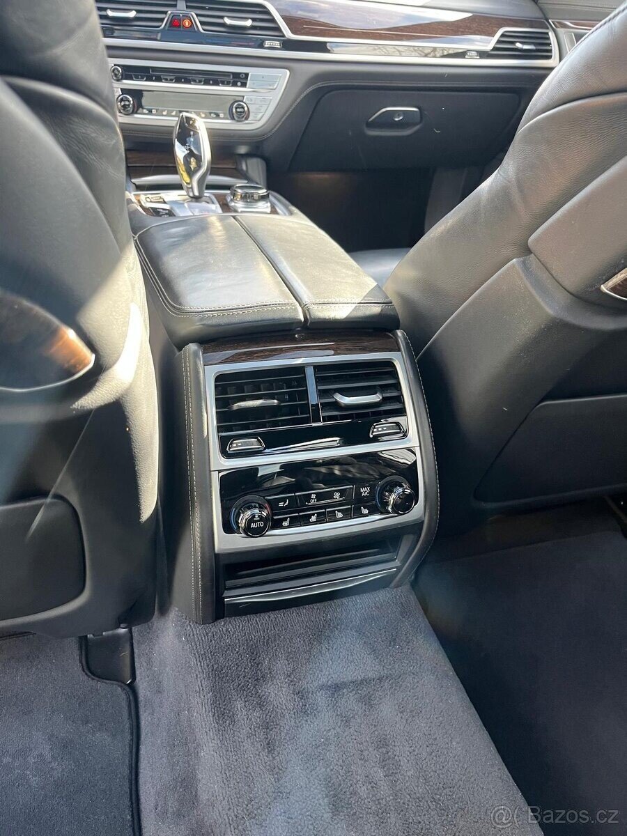 BMW Ostatní Sedan 0,0 294 kw