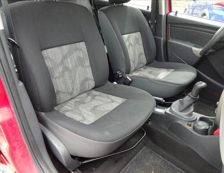 Dacia Sandero Hatchback 1,4 l 55 kw