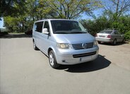 Volkswagen Caravelle Kombi 2,5 l 128 kw
