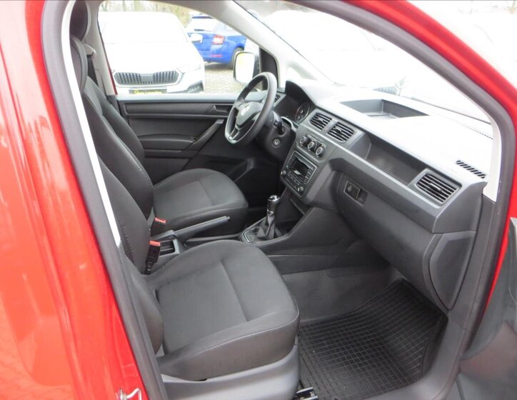 Volkswagen Caddy Skříň 1,4 l 81 kw