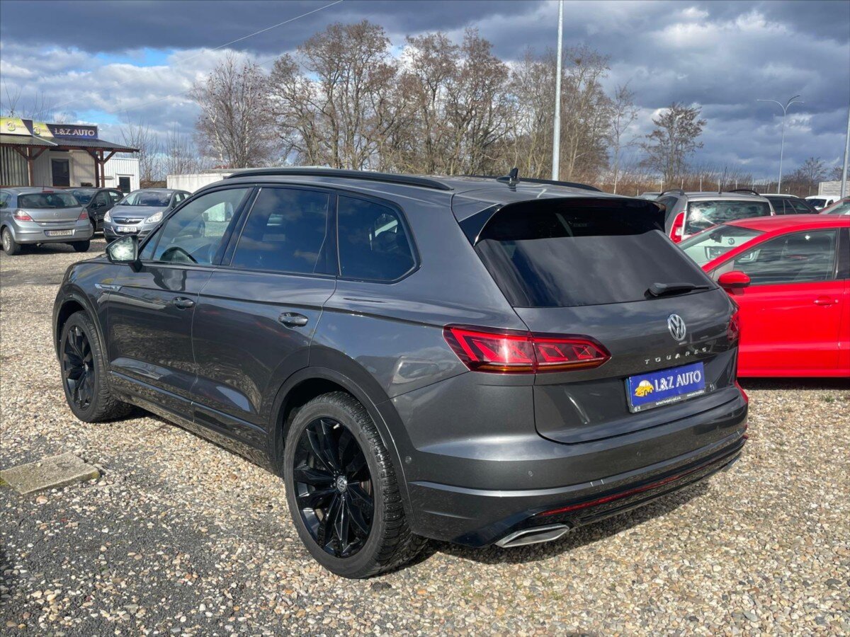 Volkswagen Touareg SUV 3,0 l 210 kw