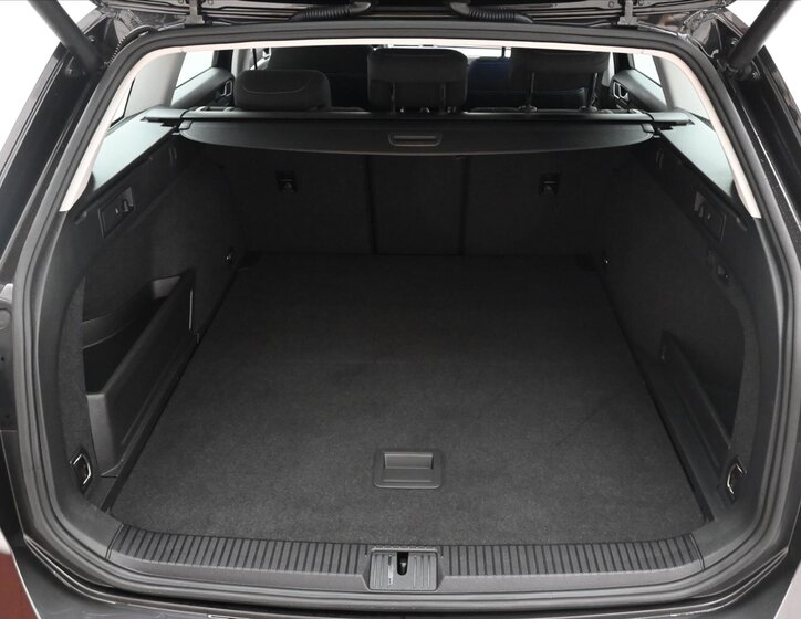 Volkswagen Passat Kombi 1,4 l 115 kw