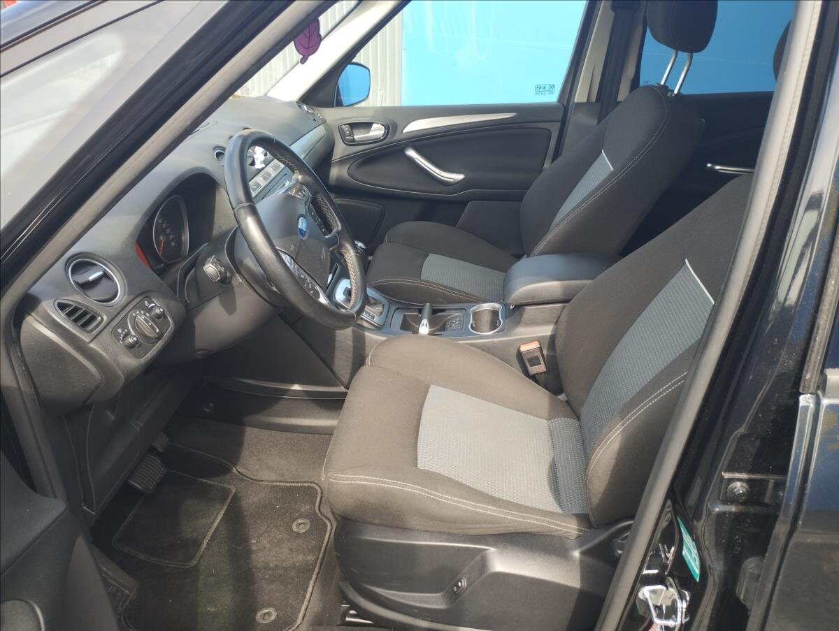 Ford S-MAX MPV 2,0 l 103 kw