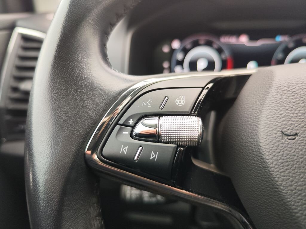 Škoda Karoq SUV 1,5 l 110 kw