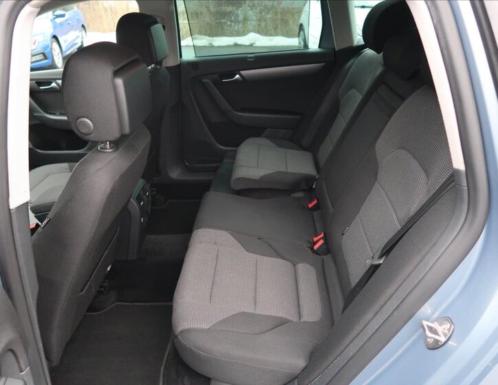 Volkswagen Passat Kombi 2,0 l 103 kw