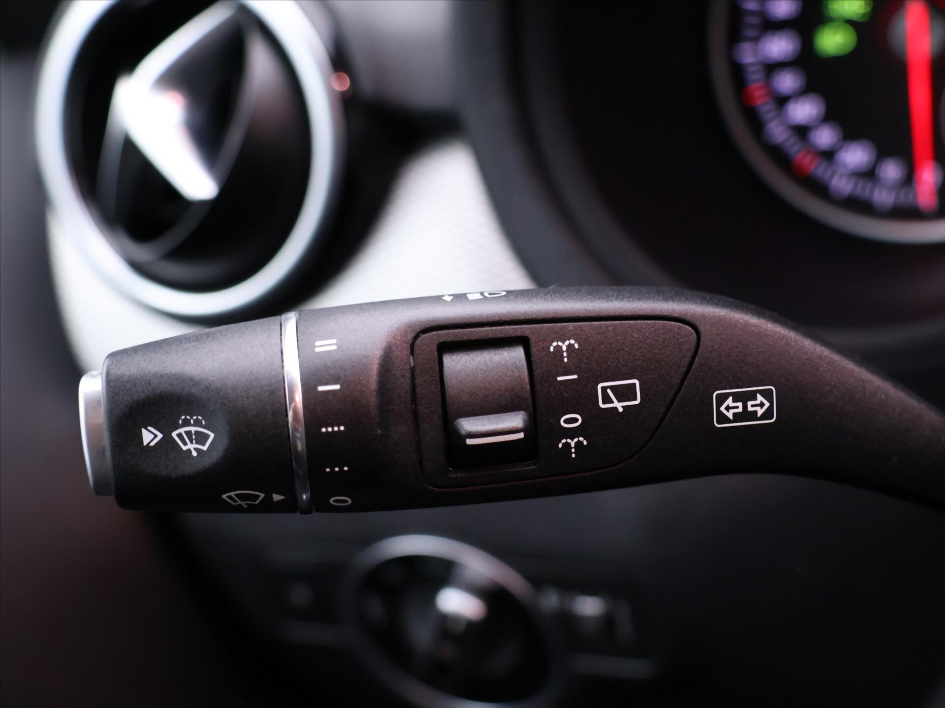 Mercedes-Benz Třídy B MPV 1,5 l 80 kw