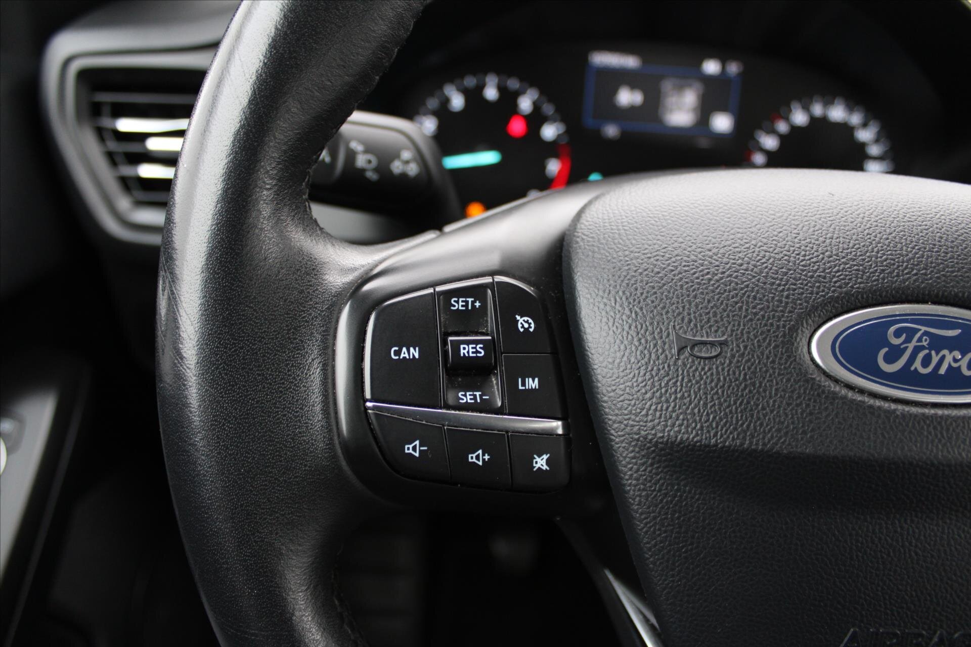 Ford Focus Kombi 999,0 74 kw