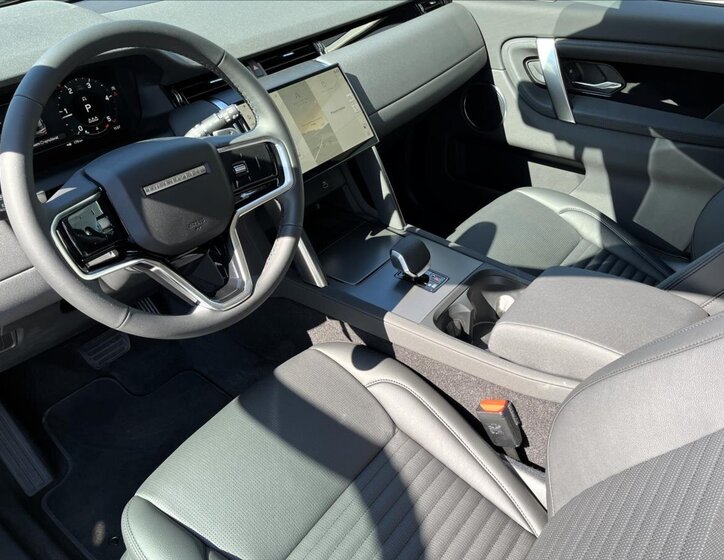 Land Rover Discovery Sport SUV / Terénní 2,0 l 120 kw