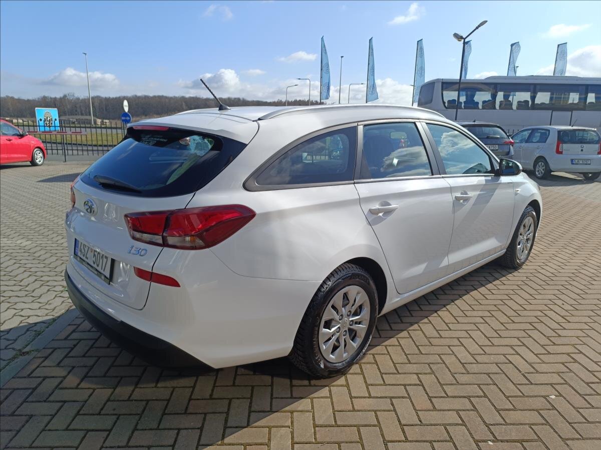 Hyundai i30 Kombi 1,4 l 73 kw