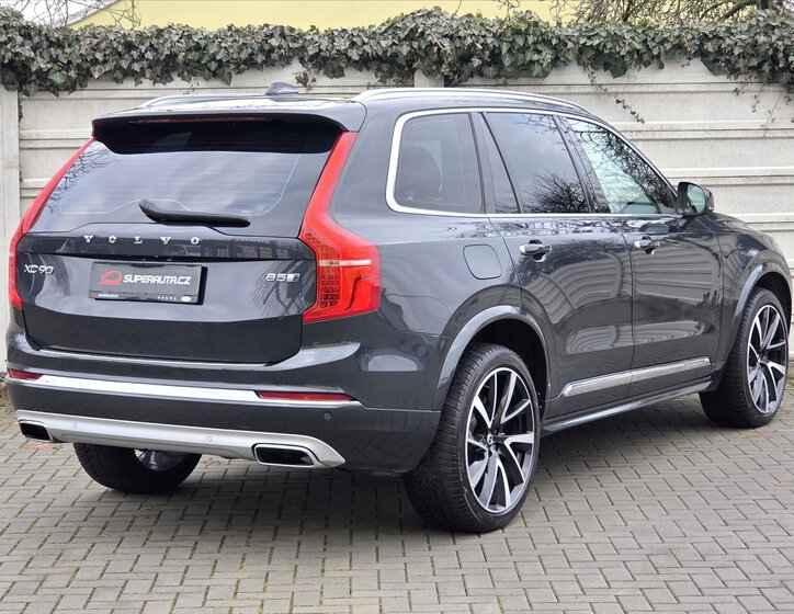 Volvo XC90 6