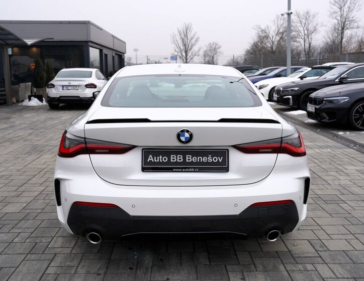 BMW Řada 4 Kupé 2,0 l 140 kw