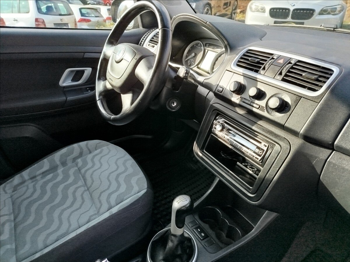 Škoda Roomster MPV 1,2 l 51 kw