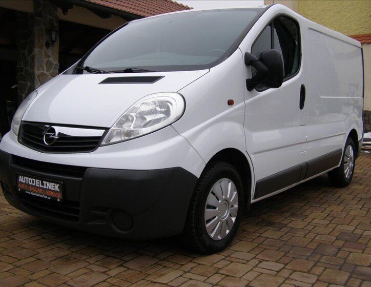 Opel Vivaro MPV 2,0 l 66 kw