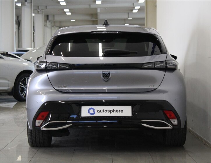 Peugeot 308 Hatchback 1,2 l 96 kw