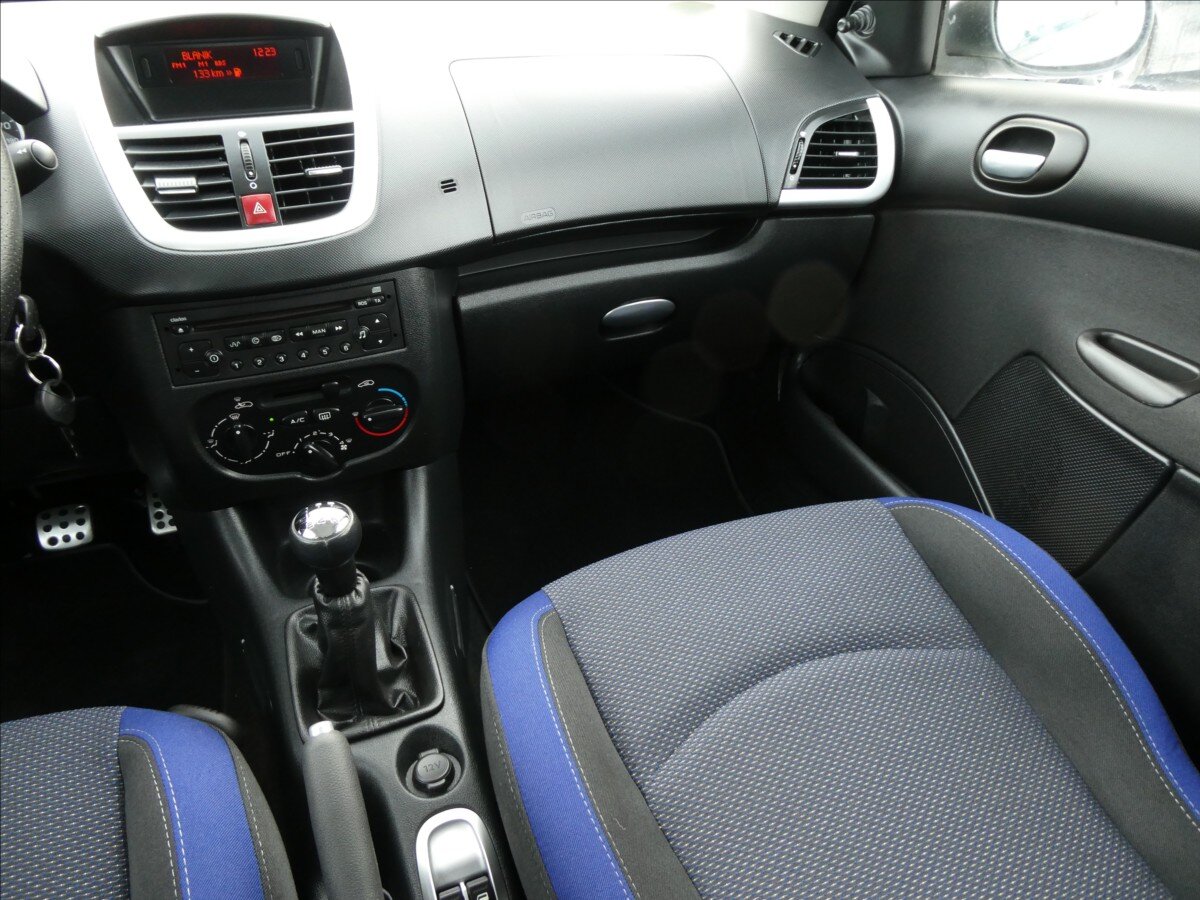 Peugeot 206 Hatchback 1,1 l 44 kw