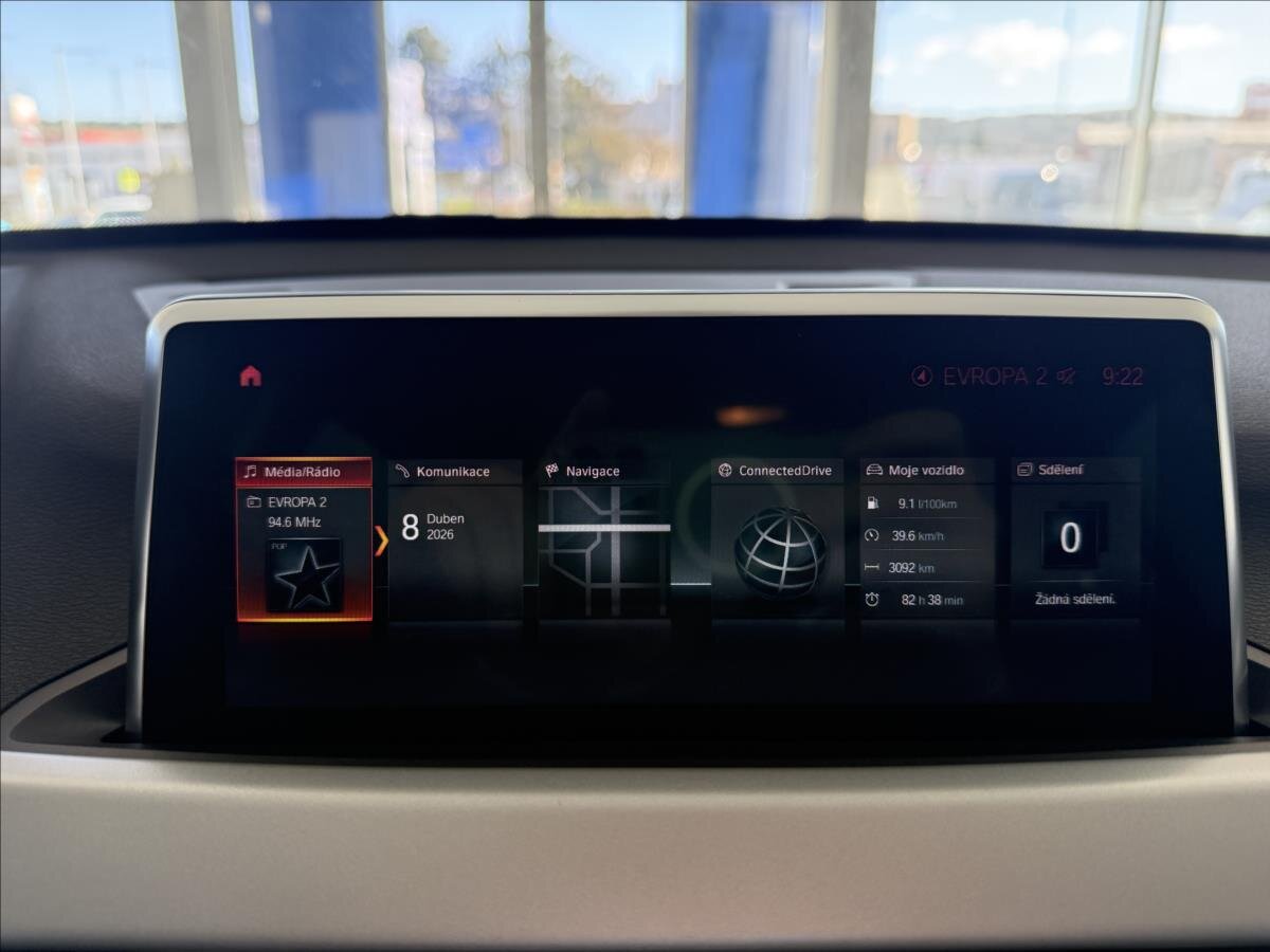 BMW X1 Kombi 1,5 l 103 kw