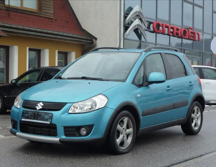 Suzuki SX4 1