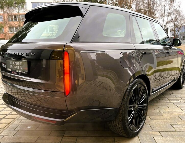 Land Rover Range Rover SUV / Terénní 4,4 l 390 kw