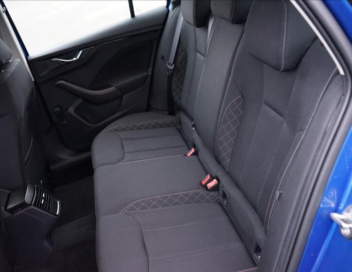 Škoda Kamiq Hatchback 999,0 81 kw