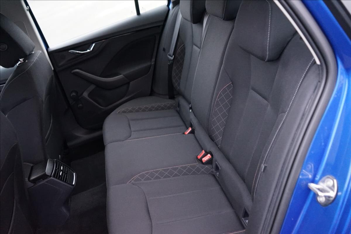 Škoda Kamiq Hatchback 999,0 81 kw