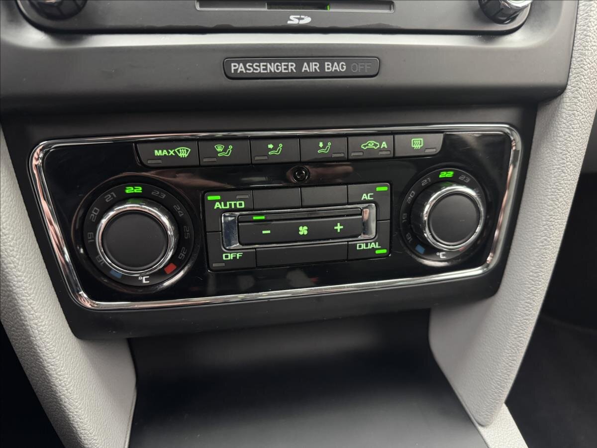 Škoda Superb Kombi 2,0 l 103 kw