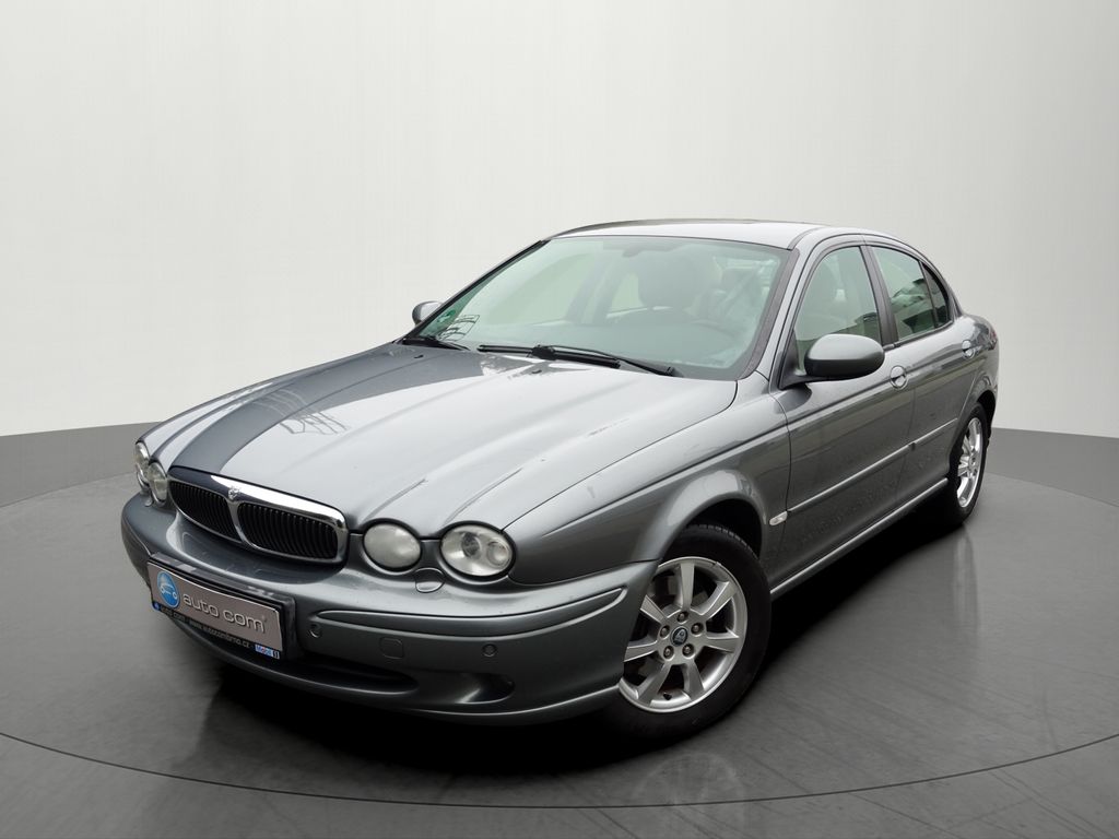 Jaguar X-Type