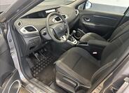 Renault Grand Scénic 9