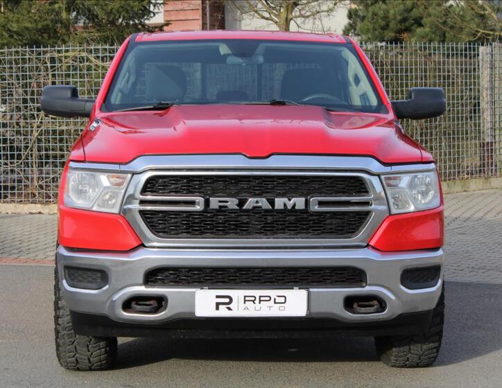 Dodge RAM 4