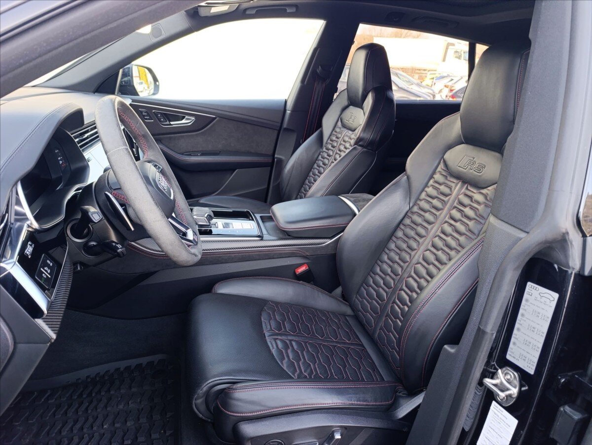 Audi RS Q8 SUV / Terénní 4,0 l 441 kw