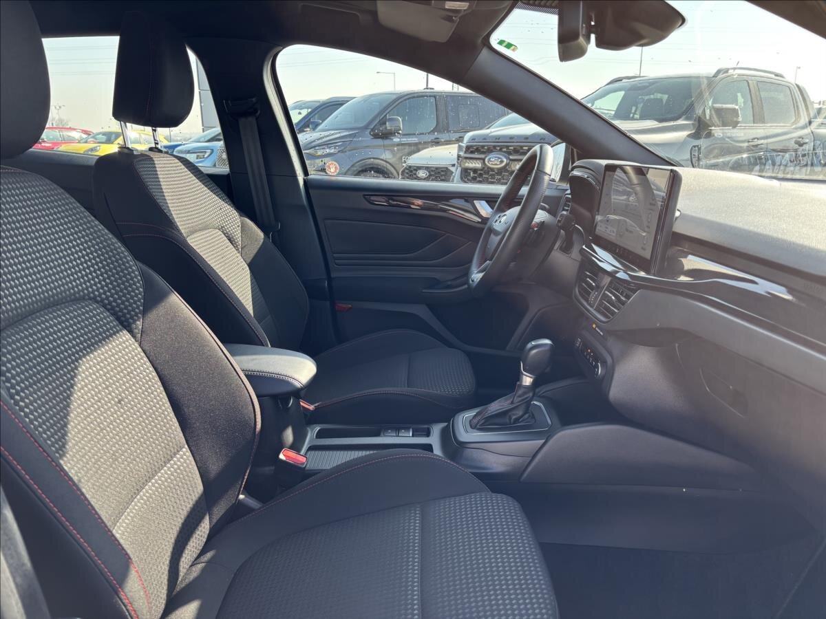 Ford Focus Kombi 999,0 92 kw