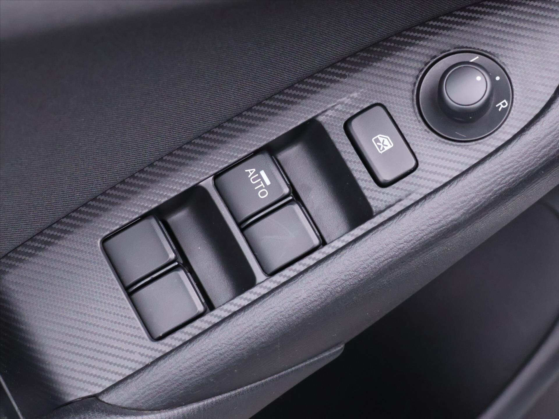 Mazda CX-3 SUV / Terénní 2,0 l 88 kw