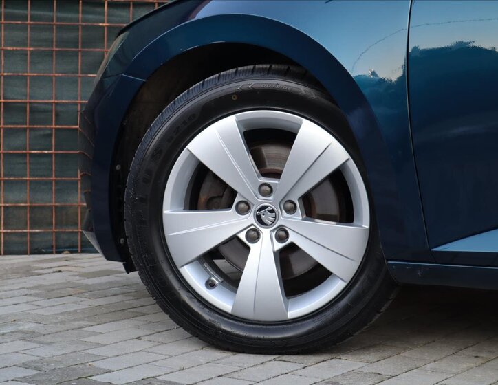 Škoda Superb Kombi 2,0 l 110 kw