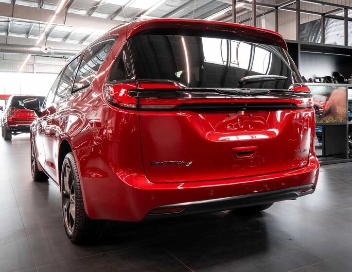 Chrysler Pacifica MPV 3,6 l 221 kw