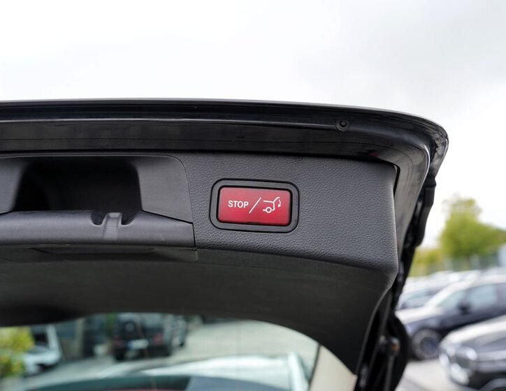 Mercedes-Benz Třídy C 12